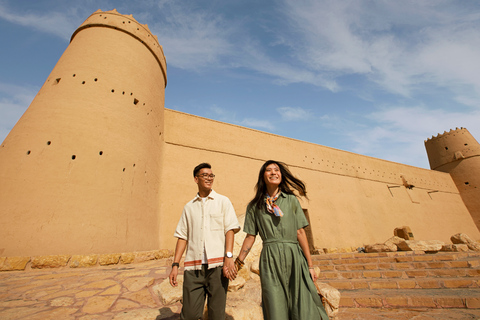 Stadtführung von Diryah nach Al Masmak &amp; Souk Tour mit Abendessen