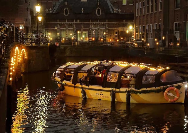 TOUR DEL FORMAGGIO E DELLE BEVANDE: UN ASSAGGIO DI AMSTERDAM SUI CANALI