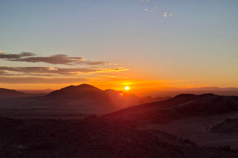 Swakopmund: Namib Desert Sunrise, Seals & Sandwich Harbour