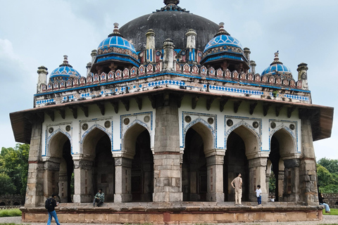 Tour de día completo por lo mejor de Delhi: cultura, comida y monumentosTour guiado en grupo de un día completo