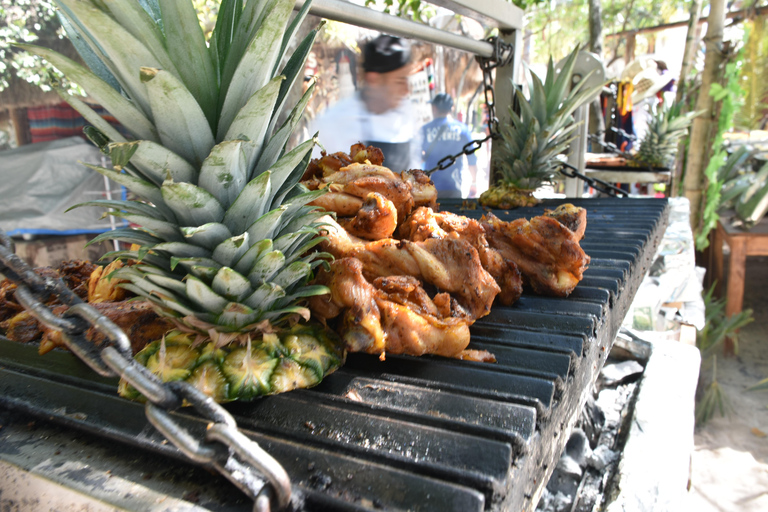 Cancun: Incredible Party on Catamaran+Open Bar-Adults Only!Cancun: Niesamowita impreza na katamaranie + otwarty bar - tylko dla dorosłych!