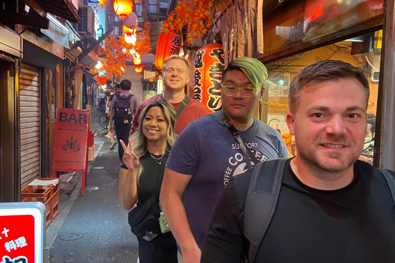 Shinjuku: bar hopping night tour at Japanese Izakaya