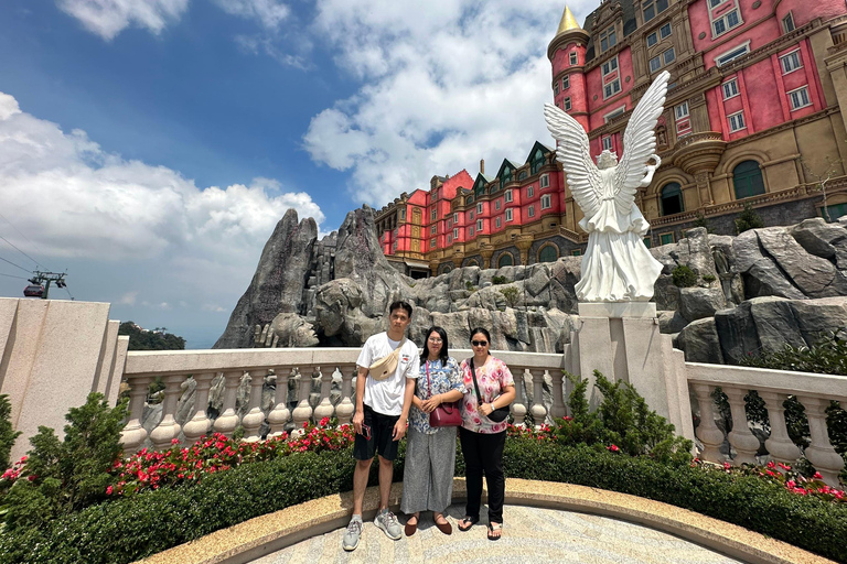 Da Nang: Excursão de Limusina às Colinas de Ba Na e à Ponte Dourada