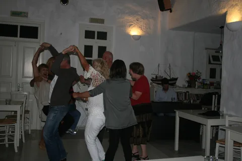 Anezina Village Paros : Greek Night 2025
