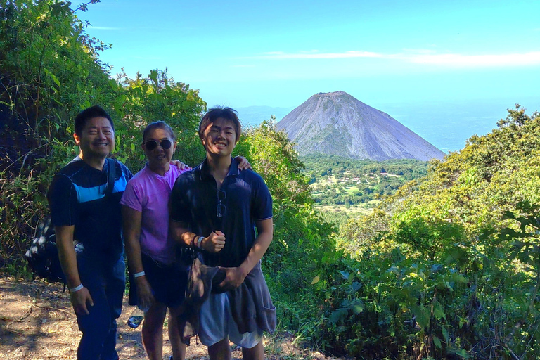 Santa Ana: Private Volcano Hike and Lunch with Lake View