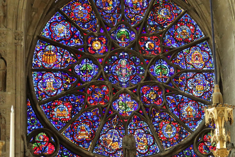 Private tour of Reims Cathedral with a certified guide