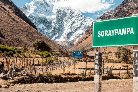From Cusco: Humantay Lake Horseback Riding Tour & Meals