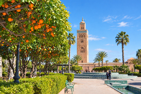 Marrakesh: Saadian Tombs, Bahia Palace, Mellah & Medina Tour Shared Group Walking Tour in English from the Meeting Point