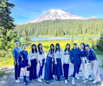 From Seattle: Mount Rainier Guided Day Tour