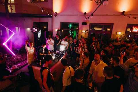 Hamburg: New Year’s Eve Night, Hidden Bars, VIP Club Entry