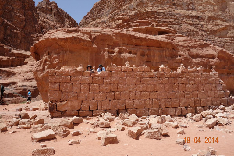 Ganztägige Jeeptour & traditionelles Mittagessen - Wadi Rum Wüste