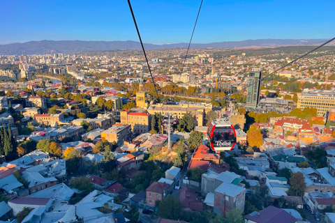 Tbilissi : circuit des 3 téléphériques avec déjeuner en optionVisite en groupe partagé ***3 HEURES***