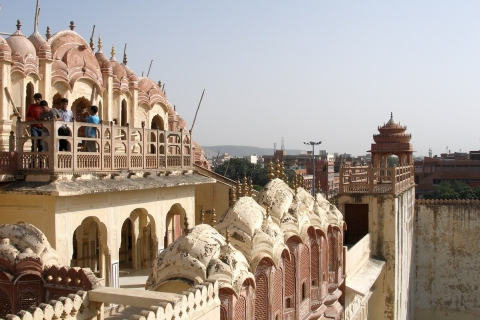 Jaipur: Visita Real a la Ciudad Rosa de Jaipur (Todo incluido)Recorrido sólo con coche cómodo con aire acondicionado y guía turístico local