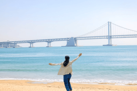 Busan: Taejongdae, crucero aéreo, pueblo y playa de GamcheonExcursión en grupo, encuentro en la estación de Seomyeon