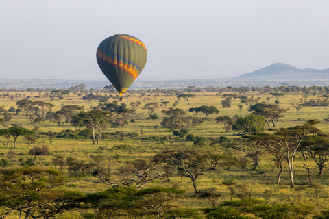 Arusha: 3-Day Serengeti & Ngorongoro Wondaful Safari 3-Day Serengeti & Ngorongoro with Balloon Experience