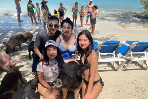 Nassau: Island Hopping Boat Tour with Snacks and Drinks