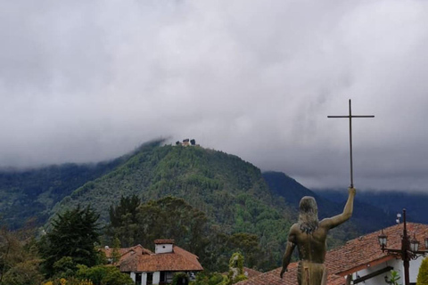 Bogotá: Small-Group Monserrate Sunrise Hike with Local