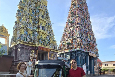 Colombo: Tuk Tuk City Highlights Tour with guide