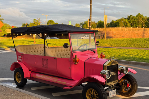 Philadelphia: Guided Tour by Vintage Car Day & Night Group Tour Day & Night ( 2 Hours)