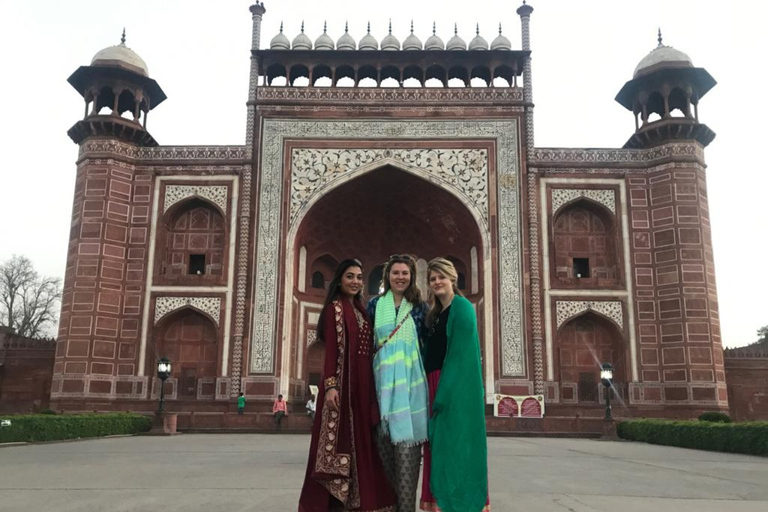 Desde Jaipur: Excursión privada de 4 días a Jaipur y Agra con final en DelhiCoche Sedán Privado