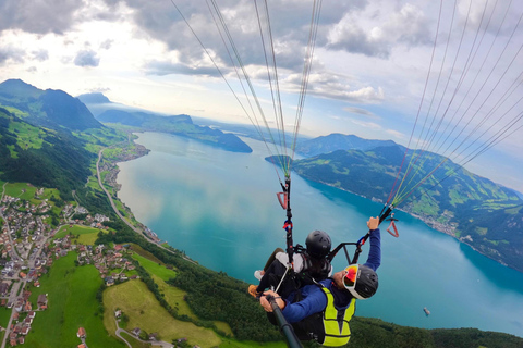 Lucerna: Vôos duplos de parapente