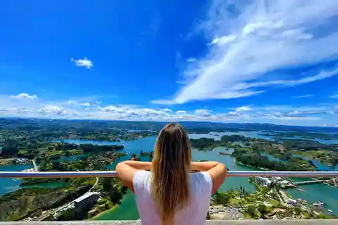 Guatape-tur med lyxig båttur, måltider och lama-gård