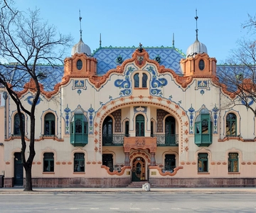 From Belgrade: Subotica & Palić Lake Tour with Wine tasting