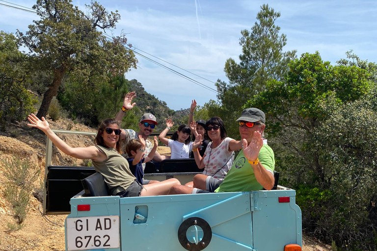Lloret de Mar: Guided Sightseeing Tour in a 4x4 Vehicle
