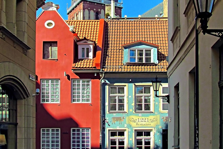 Riga: Old Town Guided Walking TourStandart