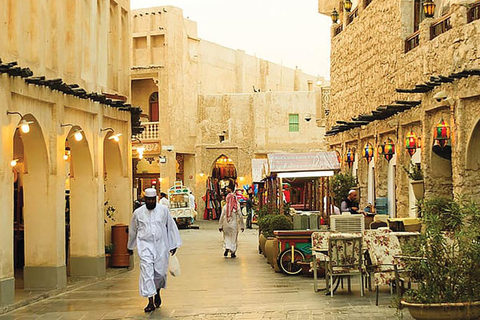 Doha : Visite privée des hauts lieux de la ville avec croisière en bateau Dhow