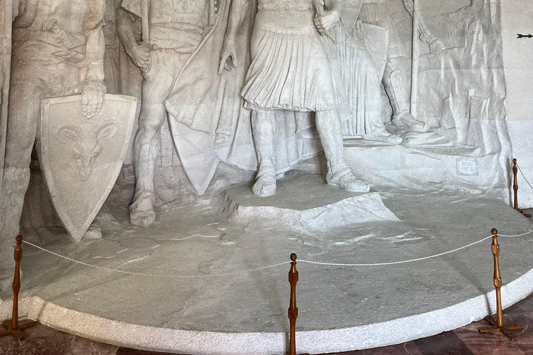 Day Trip to Kruja Castle, Skanderbeg Museum & Old Bazaar