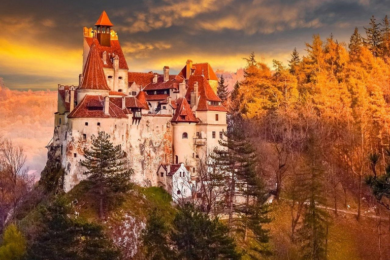 Bran, Peleș, Cantacuzino & Sinaia – Scenic Day Trip