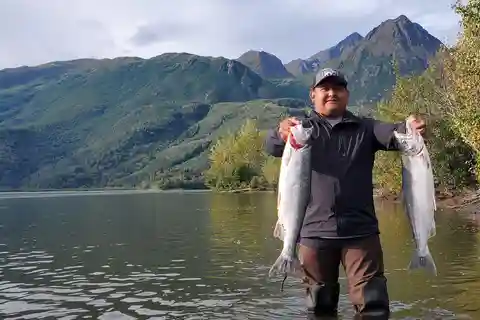 Anchorage: Full-day guided salmon fishing with Hotel Pickup