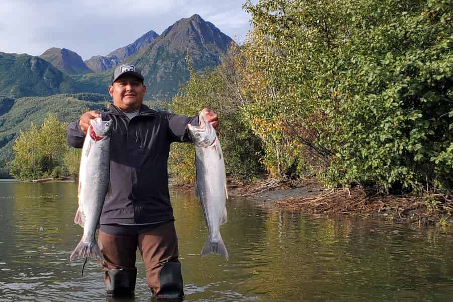 Anchorage: Ganztägig geführtes Lachsfischen mit Abholung vom Hotel. Foto: GetYourGuide