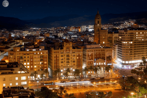 Málaga: Evening Walking Tour with Cheese and Local Wine