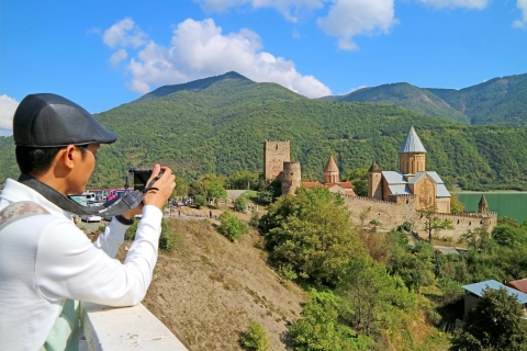 Tbilisi: całodniowa wycieczka grupowa Ananuri - Gudauri - Kazbegi