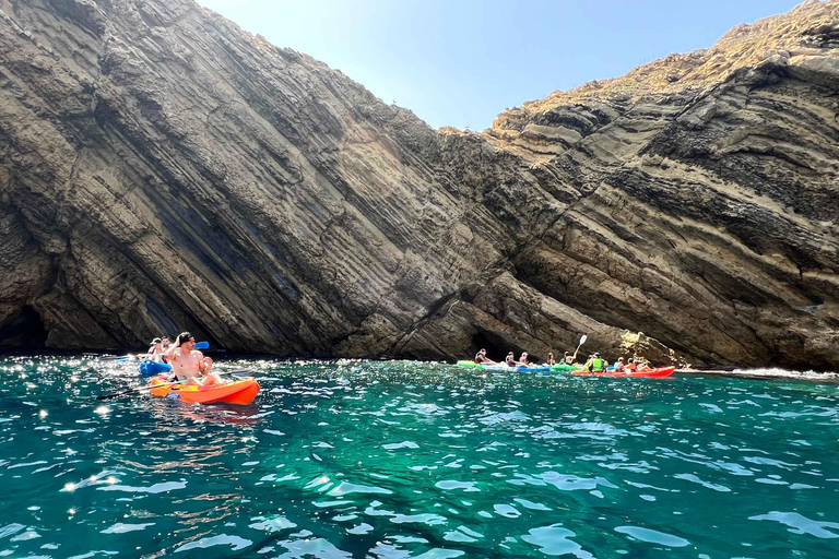 Kayak Granadella Excursión Guiada en Cuevas y Cala en Caló