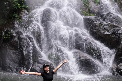 Vang Vieng: Full-Day Jungle Trek, Cave & Waterfall Tour