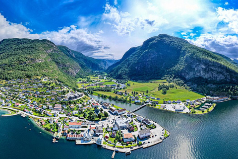 Z Bergen - piękny Nærøyfjord, Flåm i StegasteinZ Bergen: Wycieczka autobusowa z przewodnikiem z rejsem po fiordzie do Flåm