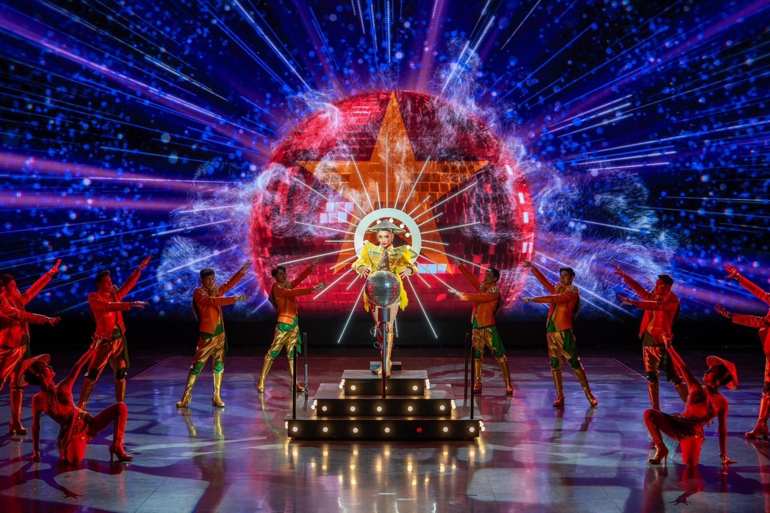 Pattaya: Kolosseum Show Erlebnis