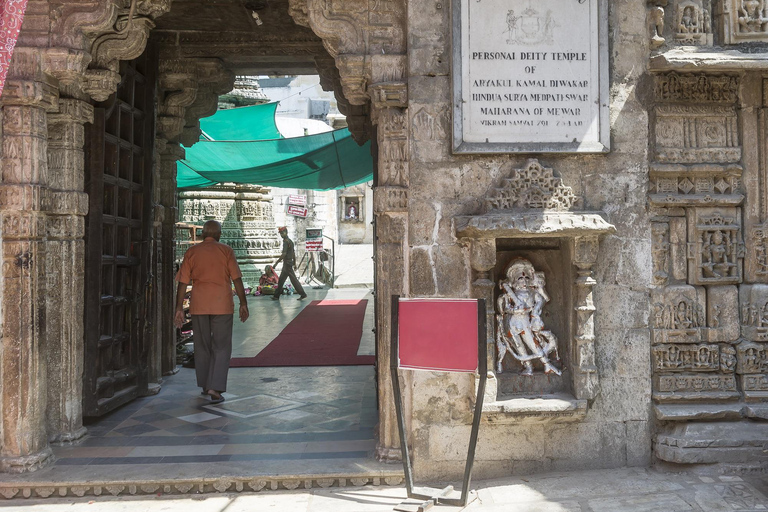 Day Tour to Nathdwara, Eklingji & Haldighati from Udaipur Private Tour with A/C transport and Dedicated Driver.