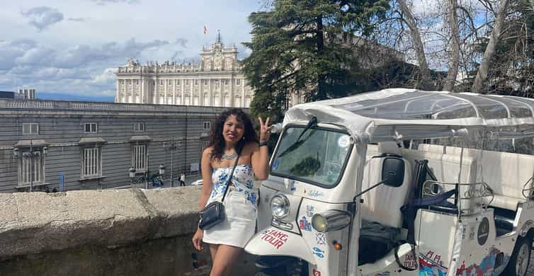 "See Madrid Differently: A Premium Private Tuk Tuk Ride" photo 19