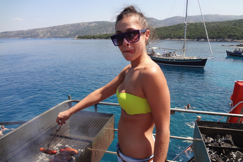 Corfu: Blue Lagoon Cruise with BBQ Lunch and Swim Stops