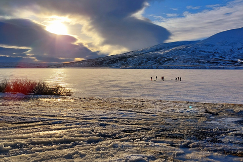 Akureyri: Ice Fishing Tour with Hot Cocoa