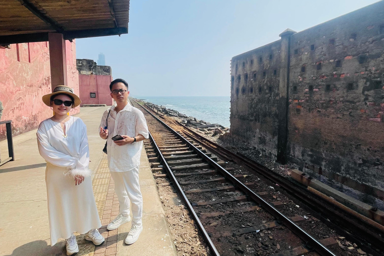 Bentota To Colombo Transfer With City Tour + Train Ride