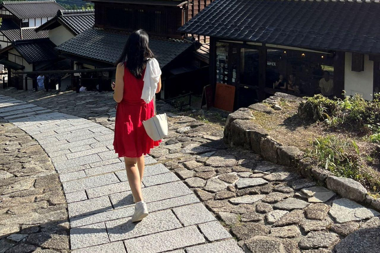 Von Nagoya: Inuyama Schloss, Ena Schlucht, Magome, Tsumago Tour