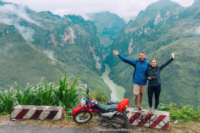 3-Day Deluxe Ha Giang Loop to All Highlights, Stay Resort 4* Tour with 2-way Limousine Tickets included