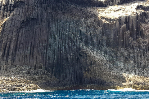 Naviguez aux Canaries : Nature, culture et plaisirs culinaires