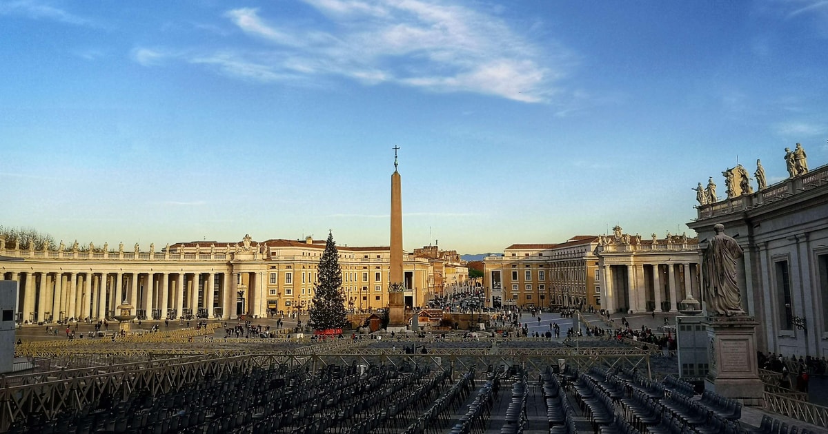 St. Peter’s Basilica Tour with Dome Climb and Papal Crypts | GetYourGuide