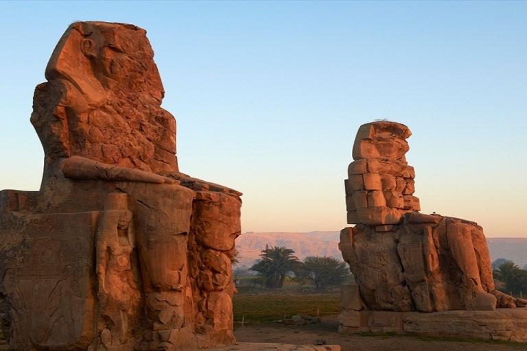Luxor: gedeelde tour naar de Vallei der Koningen, Habu, Memnon en lunch